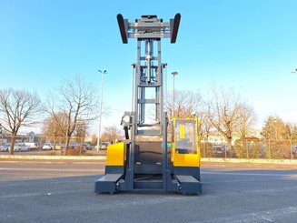 Empilhador retráctil de 4 direcções Combilift ESL3545
