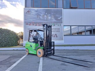 Empilhador de contrapeso 4 rodas Hangcha AE25-I