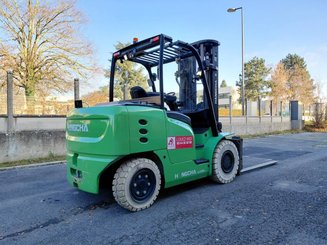 Empilhador de contrapeso 4 rodas Hangcha X70i( CPD70-XC5-I)