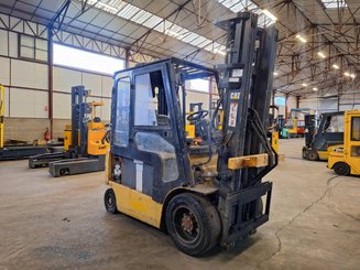 Empilhador de contrapeso 4 rodas Caterpillar EP30K
