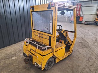Trator de reboque Charlatte TE206