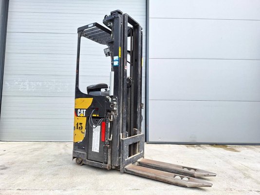 Stacker com condutor transportado Caterpillar NSR20N - 1