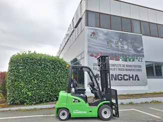 Empilhador de contrapeso 4 rodas Hangcha XC35i