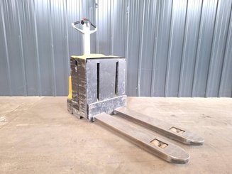 Porta-paletes eléctrico com condutor a pé Caterpillar NPP20N2E