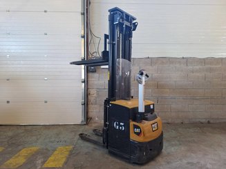 Stacker com condutor a pé Caterpillar NSP16N2 - 4