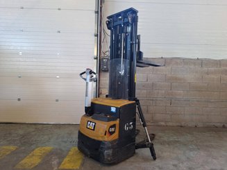 Stacker com condutor a pé Caterpillar NSP16N2 - 9