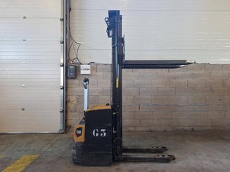 Stacker com condutor a pé Caterpillar NSP16N2 - 5