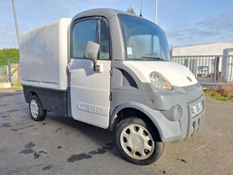 Camião furgão Mega MULTITRUCK