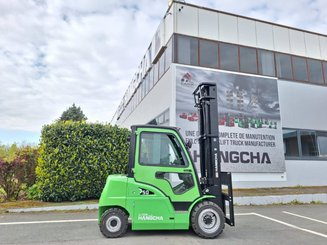Empilhador de contrapeso 4 rodas Hangcha XC50i-600