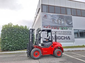 Carreta elevadora todo terreno Hangcha TT25-2 - 2