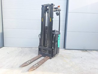 Stacker com condutor transportado Caterpillar NSR16N - 1