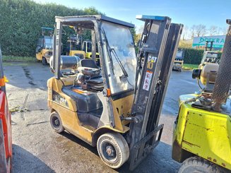 Empilhador de contrapeso 4 rodas Caterpillar GP18N2