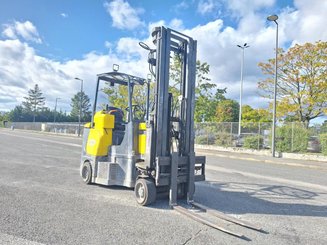 Empilhadeira para corredor estreito Aisle Master 20SE