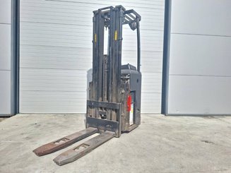 Stacker com condutor transportado Caterpillar NSR16NI - 5