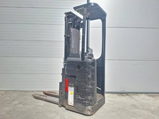 Stacker com condutor transportado Caterpillar NSR16NI - 3