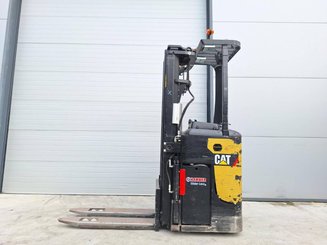 Stacker com condutor transportado Caterpillar NSR20N