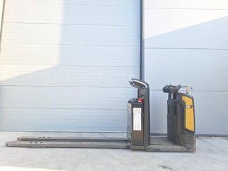 Preparador baixo nível Caterpillar N020NE