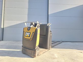 Preparador baixo nível Caterpillar N020NE