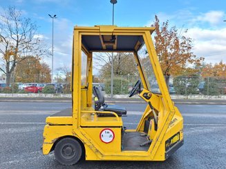 Trator de reboque Charlatte TE206
