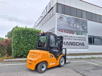 Empilhador de contrapeso 4 rodas Hangcha XE30i (CPD30-XEY2-SI)