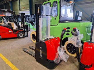 Stacker com condutor a pé Hangcha CDD16-AC2 - 1