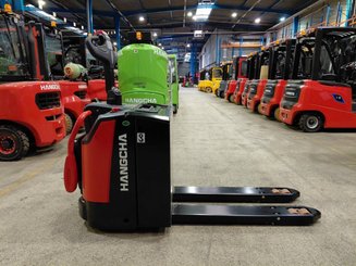 Porta-paletes eléctrico com condutor transportado Hangcha CBD30-AC2S