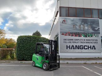 Empilhador de contrapeso 4 rodas Hangcha AE25-I