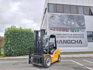 Empilhador de contrapeso 4 rodas Hangcha XE30i (CPD30-XEY2-SI)