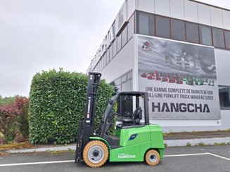 Empilhador de contrapeso 4 rodas Hangcha AE30-I