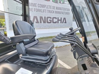 Empilhador de contrapeso 4 rodas Hangcha XC18i - 9
