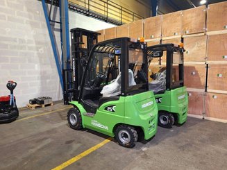 Empilhador de contrapeso 4 rodas Hangcha XC25i