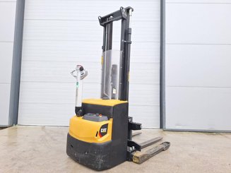 Levantador com braços circundantes Caterpillar NSP16N2S