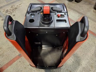 Porta-paletes eléctrico com condutor transportado Hangcha CBD20-AC2S-SU