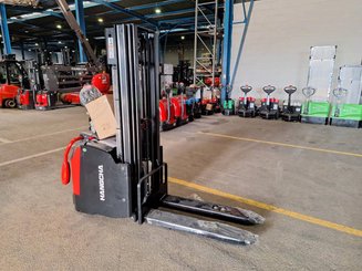Levantador com plataforma dobrável Hangcha  CDD16-AC2S-L 