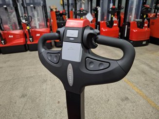 Porta-paletes eléctrico com condutor a pé Hangcha CBD20-AC2