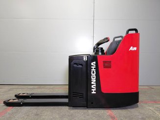 Porta-paletes eléctrico com condutor transportado Hangcha CBD20-AC2S-SU