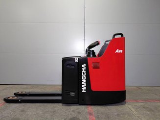 Porta-paletes eléctrico com condutor transportado Hangcha CBD20-AC2S-SU