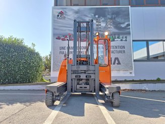 Empilhador retráctil de 4 direcções Hubtex DQ45D