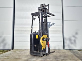 Stacker com condutor transportado Caterpillar NSR16N - 9