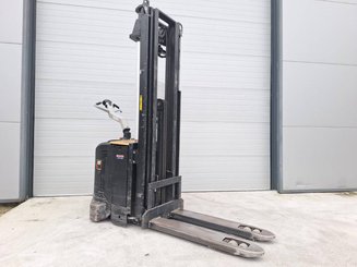 Stacker com condutor a pé Caterpillar NSV16Ni - 1