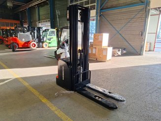 Stacker com condutor a pé Hangcha CDD16-AC2 - 1
