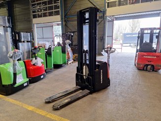 Stacker com condutor a pé Hangcha CDD16-AC2-L 