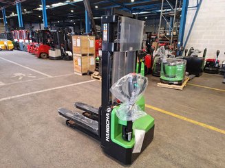 Stacker com condutor a pé Hangcha CDD15-A2MC2-ISZ - 1