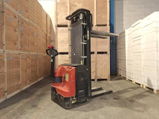 Stacker com condutor a pé Hangcha CDD12-E