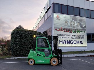 Empilhador de contrapeso 4 rodas Hangcha XC30i