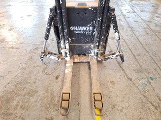 Stacker com condutor a pé Caterpillar NSP16N2