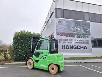 Empilhador de contrapeso 4 rodas Hangcha XC50i-600