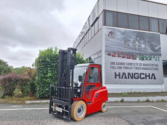 Empilhador de contrapeso 4 rodas Hangcha AE35