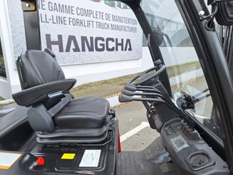 Empilhador de contrapeso 4 rodas Hangcha AE25 - 12