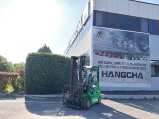 Empilhador de contrapeso 4 rodas Hangcha XC25i